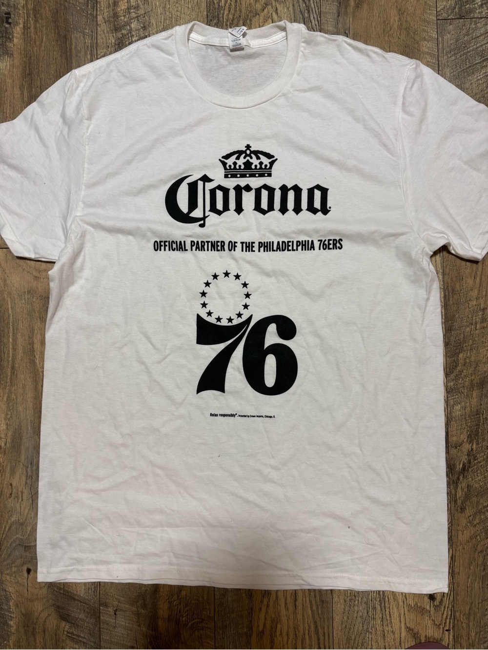 Jerzees White Tee with Black Corona 76s Logo nwot